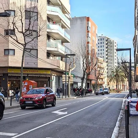 Apartamento Fira 8 A 1min Del Metro Y Centro 15min