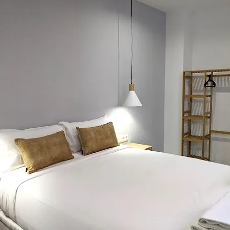 Fira 8 A 1min Del Metro Y Centro 15min Appartement *